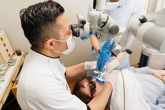 歯根破折で歯を残すためのアプローチ
